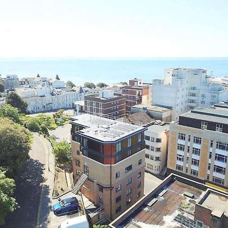 The Pad By The Beach Penthouse Apartment With Sunset And City Views Bournemouth Kültér fotó