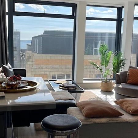 The Pad By The Beach Penthouse Apartment With Sunset And City Views Bournemouth Kültér fotó