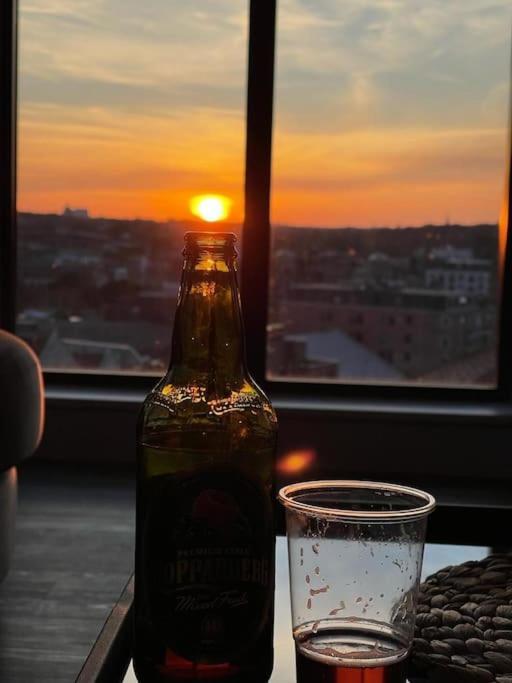 The Pad By The Beach Penthouse Apartment With Sunset And City Views Bournemouth Kültér fotó
