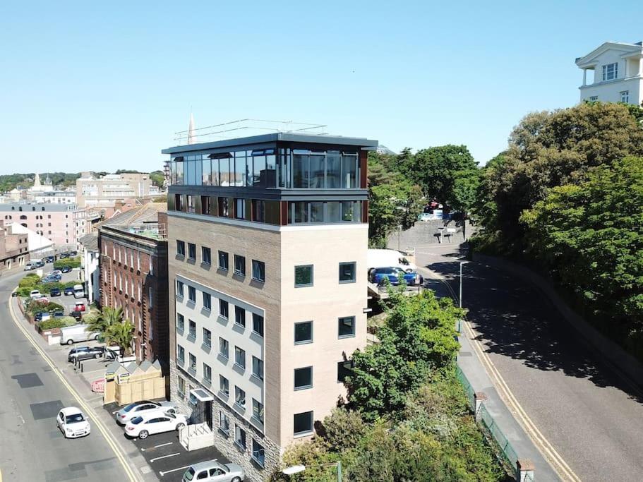The Pad By The Beach Penthouse Apartment With Sunset And City Views Bournemouth Kültér fotó