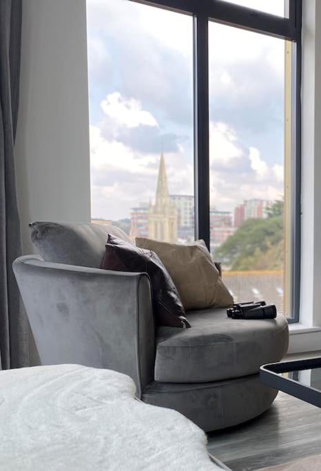 The Pad By The Beach Penthouse Apartment With Sunset And City Views Bournemouth Kültér fotó